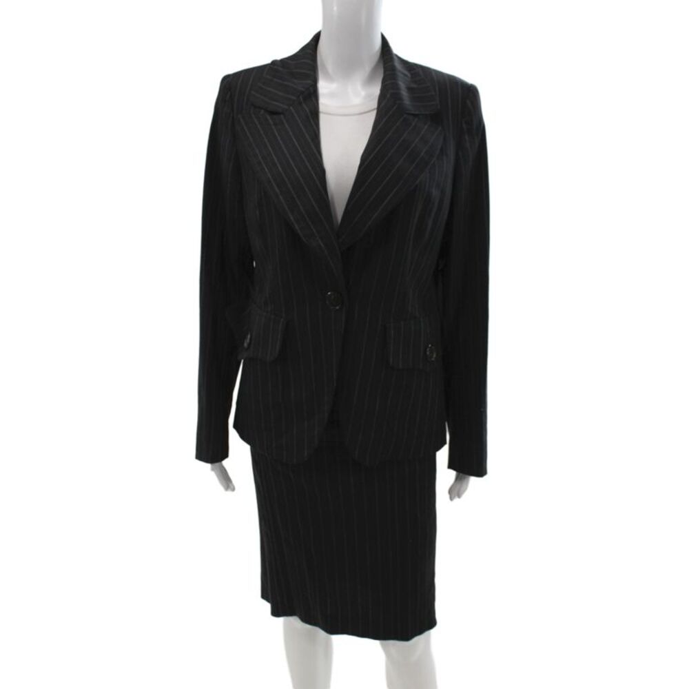 Burberry Women 2 Piece Suit Black Wool Collared Button Long Sleeve Size 34